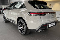 Porsche Macan Base