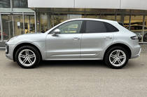 Porsche Macan Base