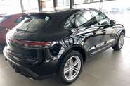 Porsche Macan Base