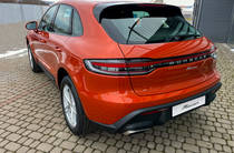 Porsche Macan Base