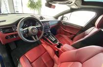 Porsche Macan Base