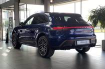 Porsche Macan Base