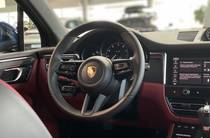 Porsche Macan Base