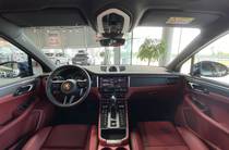 Porsche Macan Base