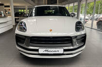 Porsche Macan Base