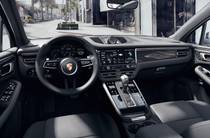 Porsche Macan Base