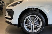 Porsche Macan Base