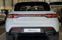 Porsche Macan Base