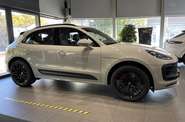 Porsche Macan Base