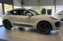 Porsche Macan Base