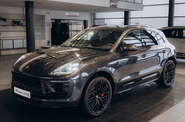 Porsche Macan Base