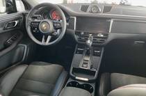 Porsche Macan Base