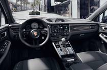 Porsche Macan Base