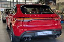 Porsche Macan Base