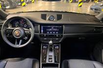 Porsche Macan Base