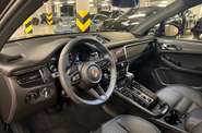 Porsche Macan Base