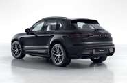 Porsche Macan Base