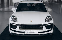 Porsche Macan Base