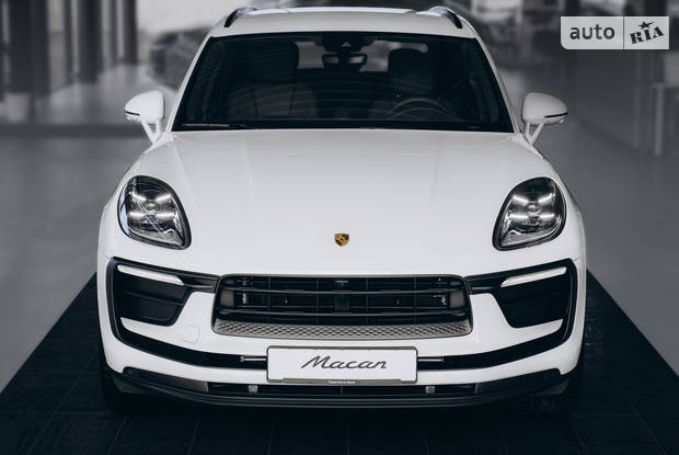 Porsche Macan Base