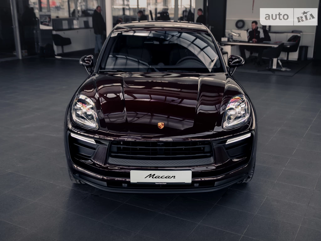 Porsche Macan Base