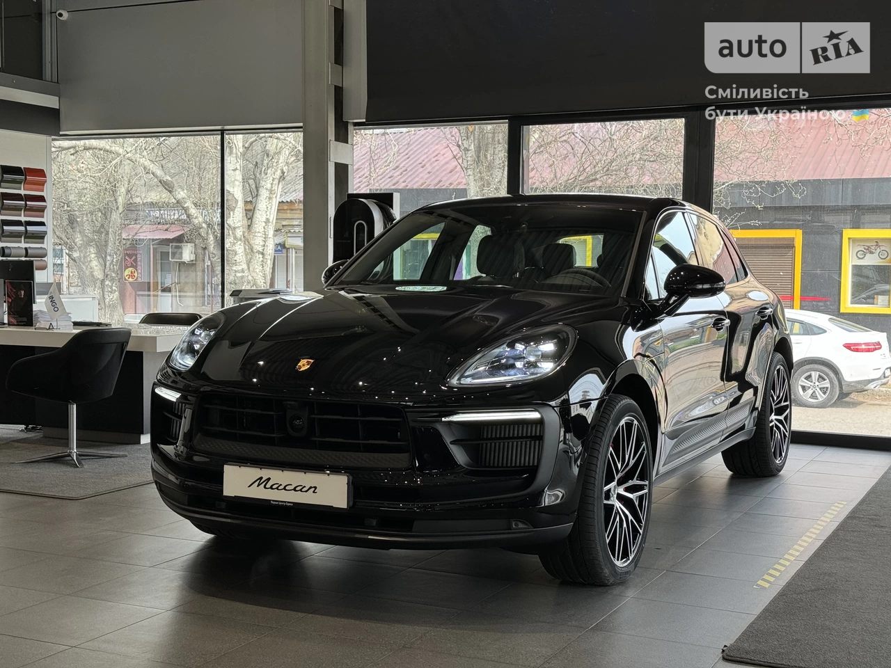 Porsche Macan Base