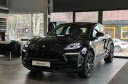 Porsche Macan Base