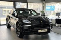 Porsche Macan Base