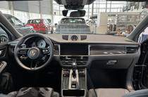 Porsche Macan Base