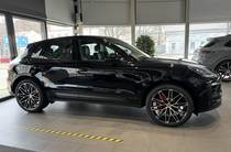 Porsche Macan Base