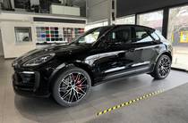 Porsche Macan Base