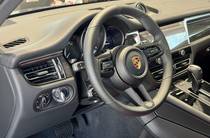 Porsche Macan Base