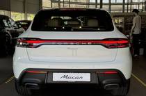 Porsche Macan Base