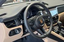 Porsche Macan Base