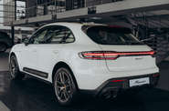 Porsche Macan Base