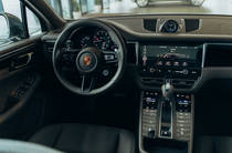 Porsche Macan Base