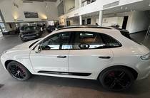 Porsche Macan Base