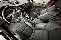 Porsche Macan Base