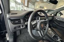 Porsche Macan Base