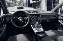 Porsche Macan Base