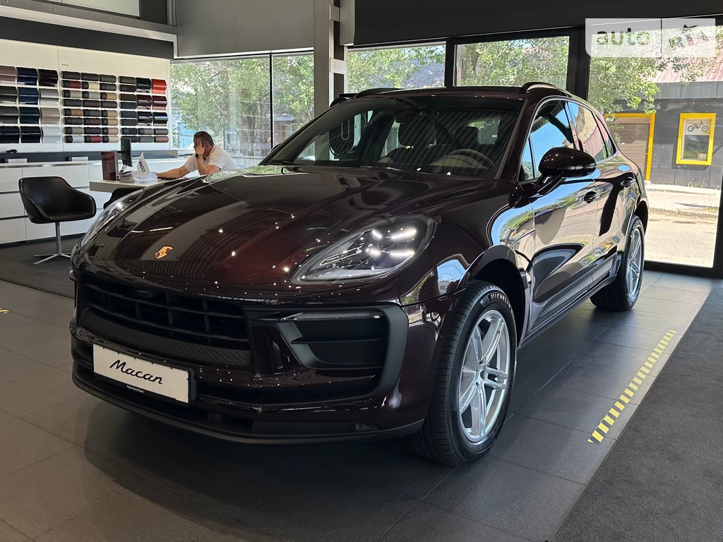 Porsche Macan Base