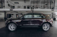 Porsche Macan Base