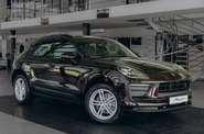 Porsche Macan Base