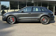 Porsche Macan Base