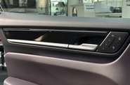 Porsche Macan Base
