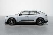Porsche Macan Base