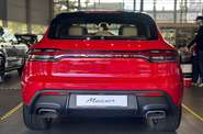 Porsche Macan Base