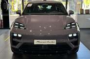 Porsche Macan Base