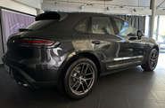 Porsche Macan Base