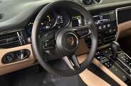 Porsche Macan Base