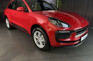 Porsche Macan Base